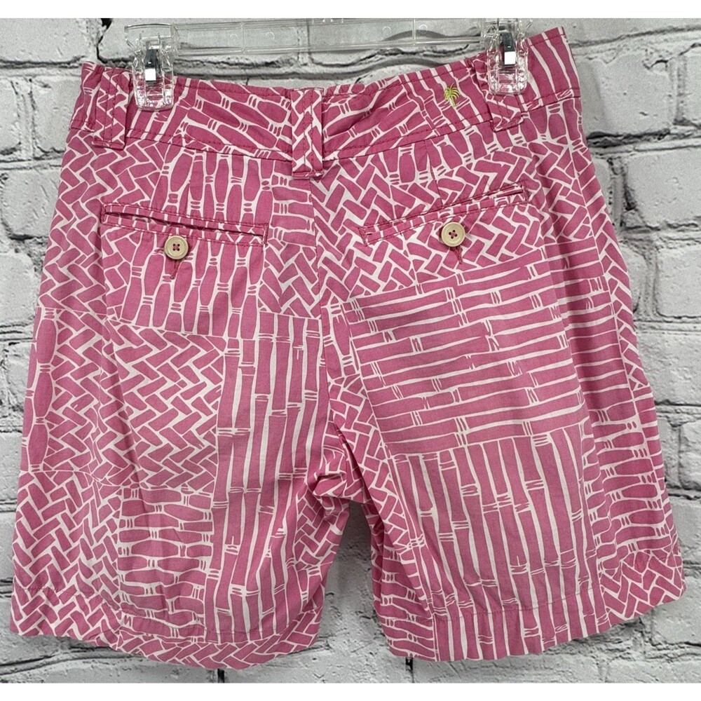 Lilly Pulitzer Resort Fit Shorts Women's 4 Pink Geo Preppy **FLAWS**READ** - Picture 9 of 16
